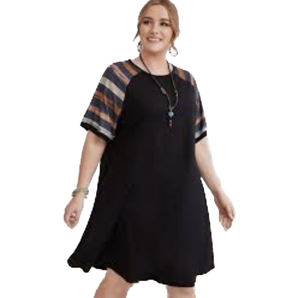EMERY ROSE Plus Striped Print Tunic Dress Size 2X - Picture 1 of 7